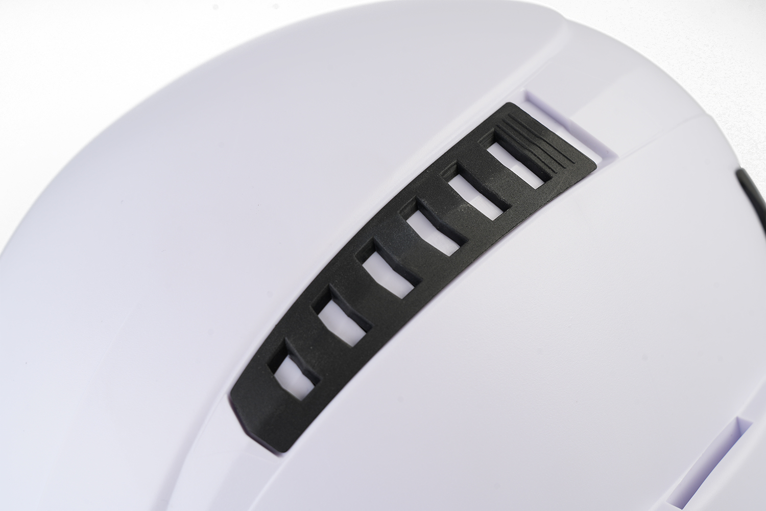 Small vents, Big Impact-The Hidden Science Behind Ventilation Holes in Safety Helmets